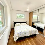 Slnecna Pod Lesom Horný Vadičov
