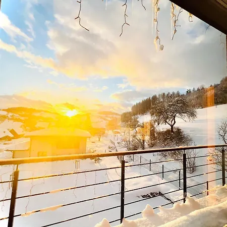 Slnecna Pod Lesom Prázdninový dům