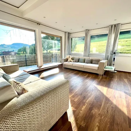 Slnecna Pod Lesom Prázdninový dům *