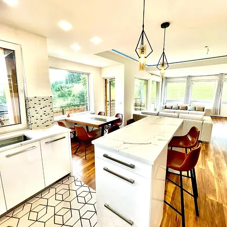 Slnecna Pod Lesom Prázdninový dům